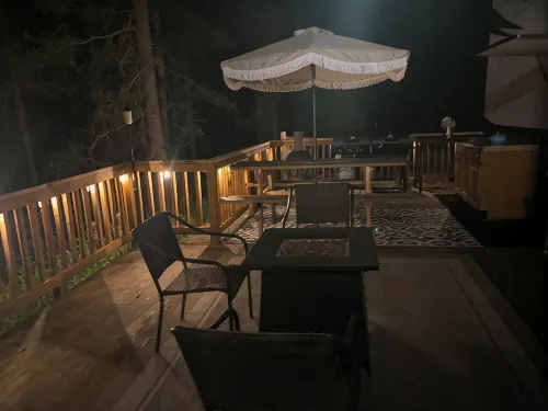 Secluded riverfront RV 7 Miles from Glacier National Park!