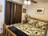 Natures Calling cabin, close to Glacier NP - Feriehus