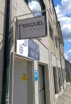 Albergue O Trisquel - Hostels