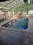 Drakensberg Mountain Retreat - piscina