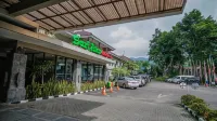 Sari Ater Hotel & Resort - parking