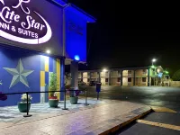 R Nite Star Inn and Suites -Home of the Cowboys & Rangers - Quầy bar