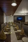 Golden Retreat - breakfast