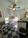 Stay for Gsu Soar • Small Town Charm - Wifi