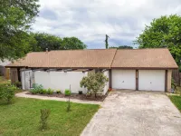 Live Oak Family Escape/ Pets OK/Near Live Oak Park Hotels in Live Oak