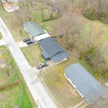 Snuggle up and relax with the whole family at this Ava home.