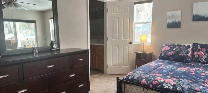 Spacious, Central Home w/ 4BR in Sandpoint, Idaho Hotels in Sandpoint