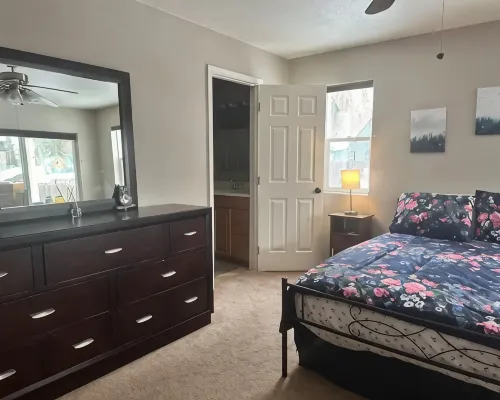 Spacious, Central Home w/ 4BR in Sandpoint, Idaho Hotels in Sandpoint