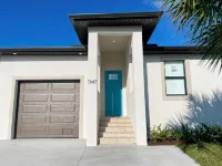 Sanibel Causeway-New Villa Pool