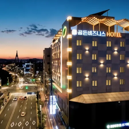 Golden Business Hotel