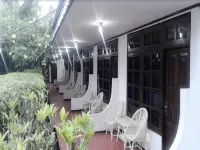 Serayu Hotel Timika - parking