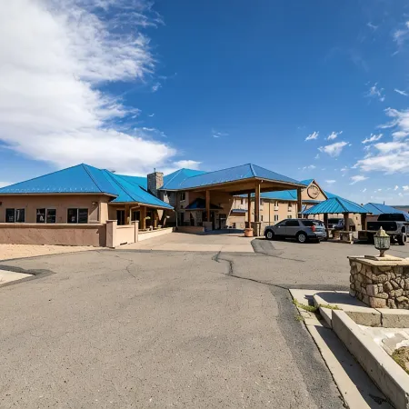 Blue Mountain Inn and Suites