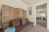 Spacious Home in the heart of the Bay - Bintang 2