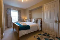 The Wheatsheaf Hotel