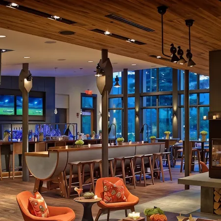 A Topnotch Stowe Experience - Stowe Condo with Free Resort Pool & Hot Tub