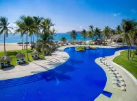 Camino Real Zaashila Huatulco - Pools