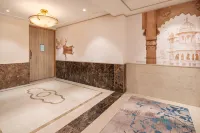 Nidhivan Sarovar Portico Vrindavan - Hot Tub