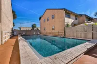 Beautiful family beach townhome getaway - 2-Star