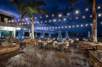 Fishermens Village Resort - bar
