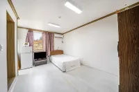 Samcheok Gungchon Rail Bike Pension (Group, Near the Beach) - 2つ星