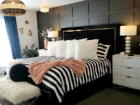 Luxury Retreat-Gourmet Kitchen, Playhouse, Hot Tub, & Steam Shower Hotels in Layton