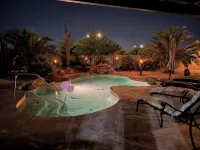 Luxury 4 Bed,  4 Bath with Heated Pool, Spa Outdoor Kitchen & Putting Green - badewanne