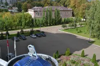 Ramada Hotel & Suites by Wyndham Alabuga (Рамада Алабуга) - С парковкой