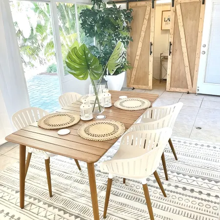 Bon Voyage - Cozy 2 - bedroom residential home