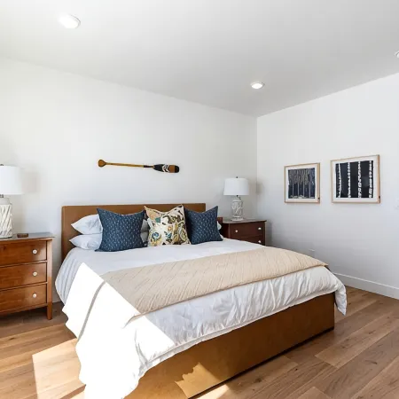 Come Enjoy a Centrally Located Escape at Bear Lake. New Pool 5/26 and Game Room!