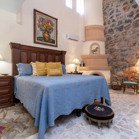 Escape, Rejuvinate in this serene castle by the beaches of Mexico-Casa Serenidad