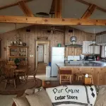 Spectacular Lakefront Cabin w/boat mooring on Higgins Lake Sleeps up to 8 people - Boutique