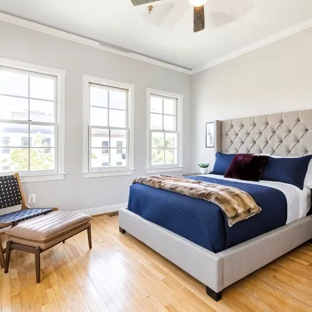 Luxury Townhouse . Roof Deck .  Patios . Parking