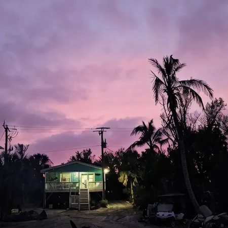 Little Gasparilla Island a 2-bedroom cottage wth WiFi and AC on a private island