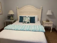 Charming 3-bedroom condo with Ocean View on Tybee Island! Pets allowed! - 4-Star