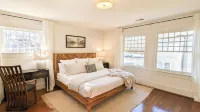 2bed Apt - 5 min walk to Swamp Rabbit - 15min walk to downtown - 3min walk BSWA - Condos