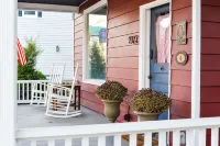Rustic French Country Charm 1 Bed-1 Bath w/Washer & Dryer in New Market, VA! - 3-Star