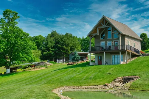 Skye Cottage at Hillside Hideaways-1Br/1BA w/Loft- in Amish Country - 4-Star