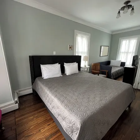 Best Location!! Jackson St, 9 Bedrooms 8 Baths. Pool, 300ft Beach