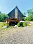 Little Valley private log cabin in the woods by Lake Petenwell - Chalets