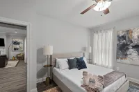 Aurora Haven - TV in each room. - Homestays