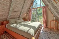 Pet Friendly, 10 Guests, Walking Distance to Payette Lake/Downtown, Hot Tub! - 4-Star