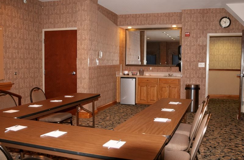 Hampton Inn Marshall photo 4