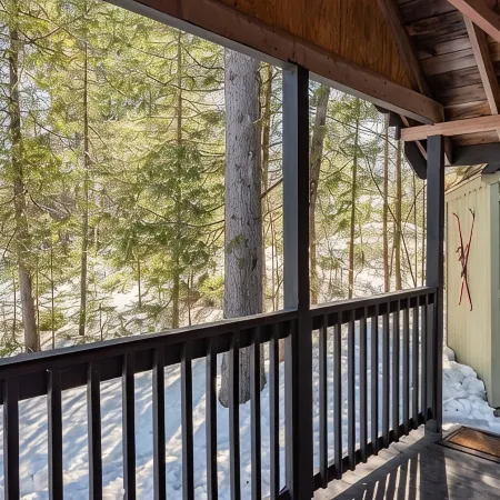 Sugarloaf camp - ski/ outdoors rustic retreat