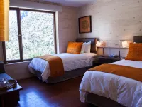 Noi Puma Lodge - 4-Star