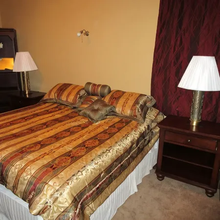 BEAUTIFUL MOUNTAIN HOME  RETREAT, SILVER MOUNTAIN IDAHO - Sleeps 8