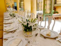 Hotel de La Opera Отели рядом с достопримечательностью «Музей колониального искусства в Боготе»