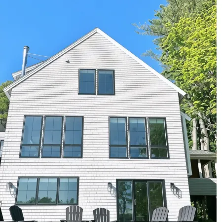 4BD 4.5BA Pet-Friendly Riverfront Home