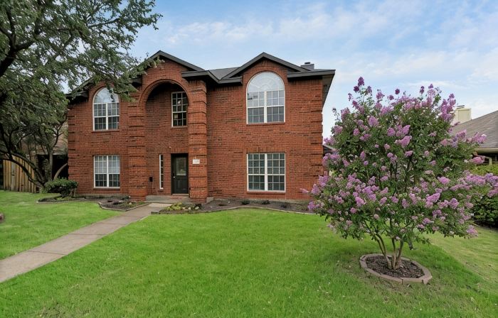 Pool retreat 5BA 2.5BA 4 King bed near lake