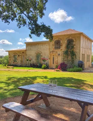 Fortunata Winery Villa #1  Cozy & Charming Getaway - Vila