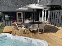Next to Spearfish City Park, Spearfish Canyon and Downtown. Private Hot Tub!!!! - Homestays